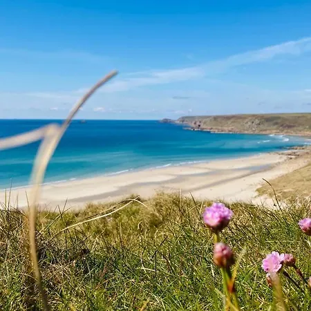 Alpehytte The Hut. St Ives Bay, 5min Walk To Beach. *
